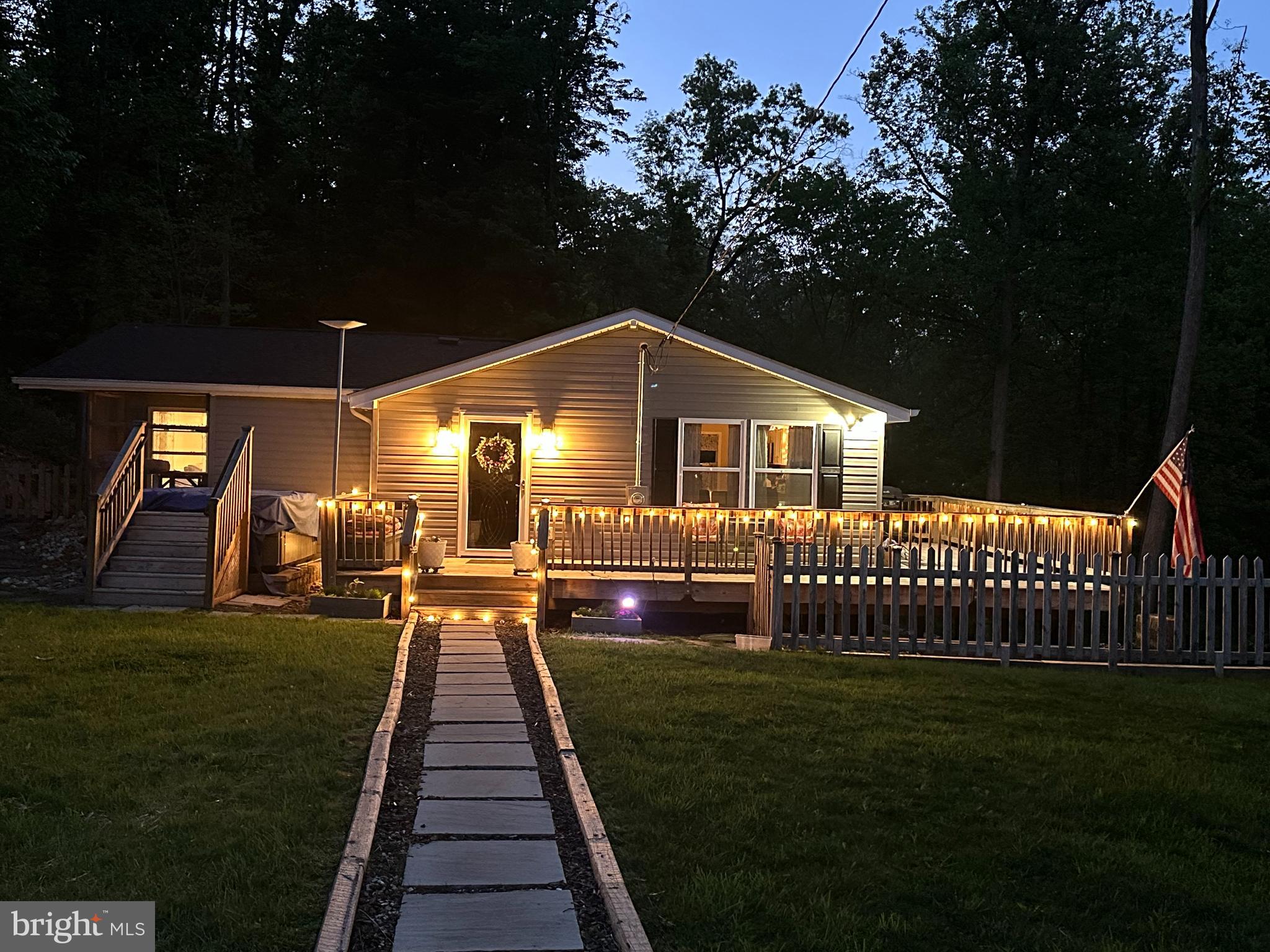 3147 Mountain Lake Road Hedgesville, WV 25427 - Photo 6 of 53