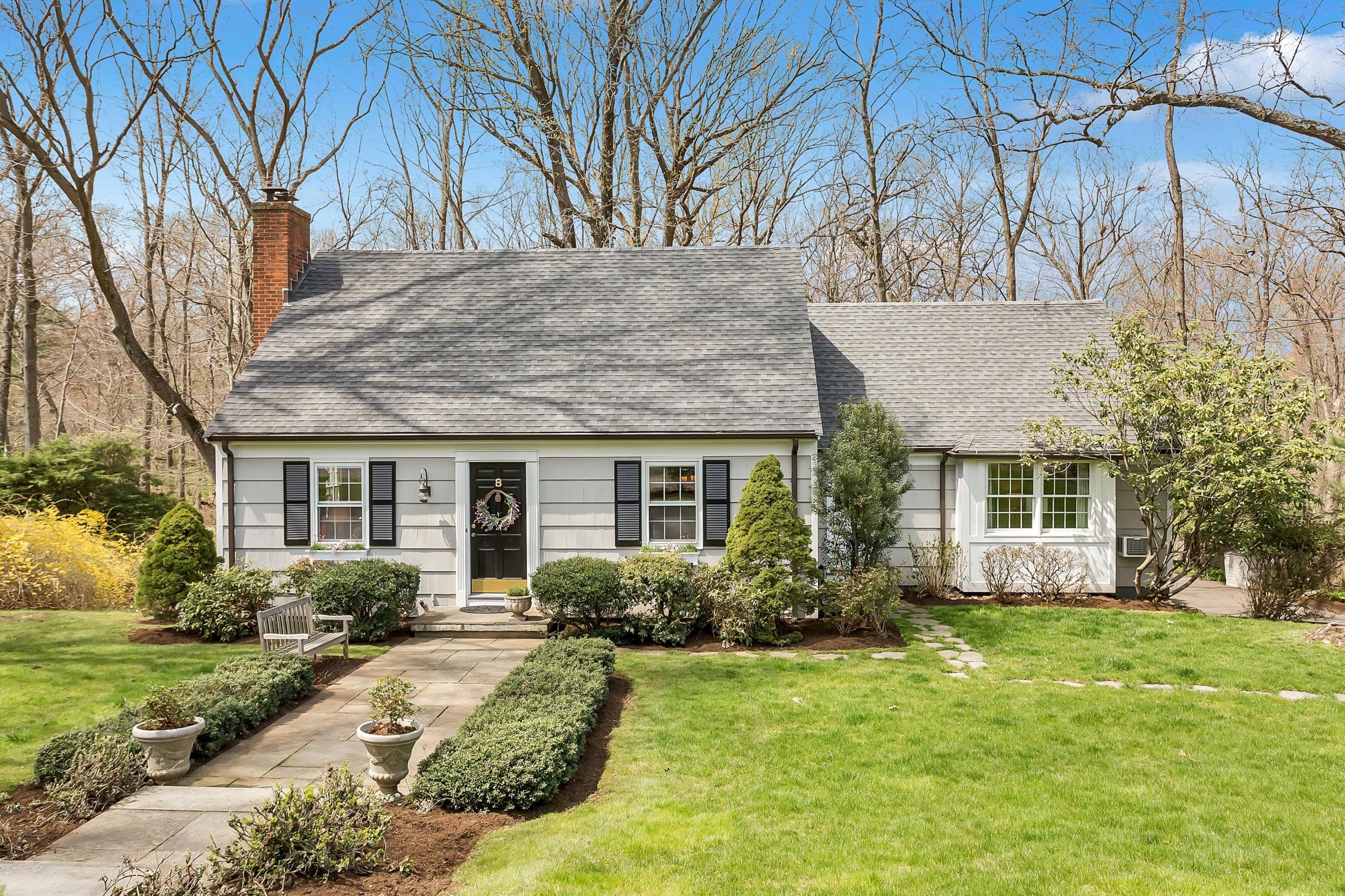 8 Great Hill Road Darien, CT 06820 - Photo 1 of 27 orig__MG_1536_10071036