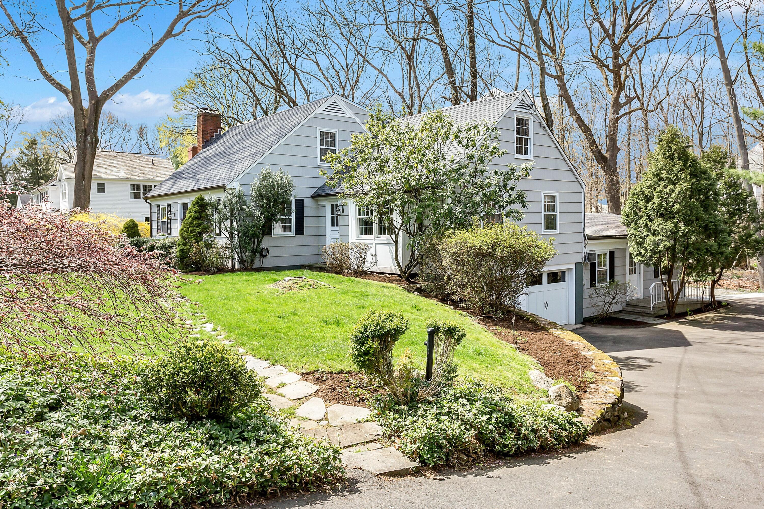 8 Great Hill Road Darien, CT 06820 - Photo 2 of 27 orig__MG_1538_10071037