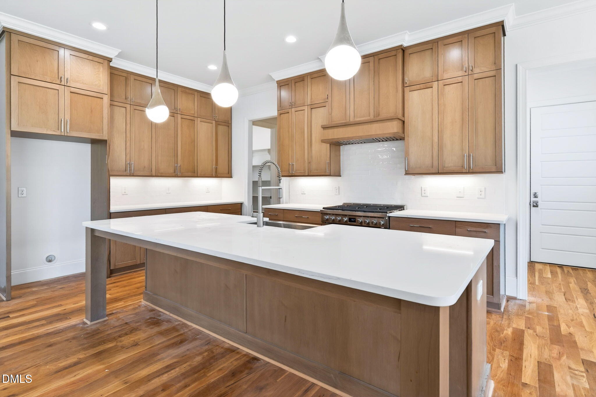 7829 Penny Road Raleigh, NC 27606 - Photo 31 of 59 31-web-or-mls-7829 Penny Road (34 of 59)