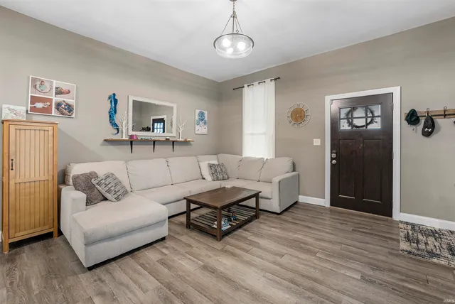 $290,000 | 1312 Parrett Street, Evansville, IN 47713