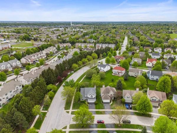 $4,200 | 3404 Interlochen Lane, Naperville, IL 60564