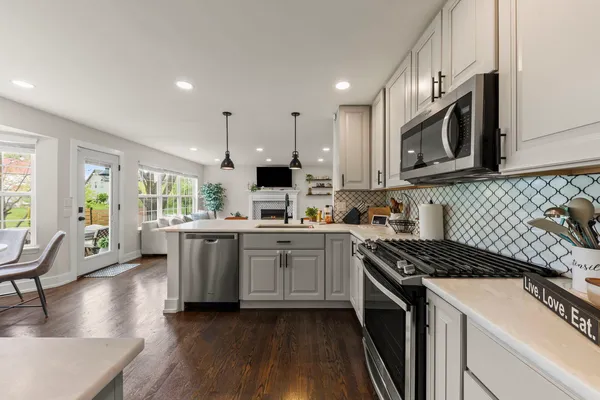 $4,200 | 3404 Interlochen Lane, Naperville, IL 60564