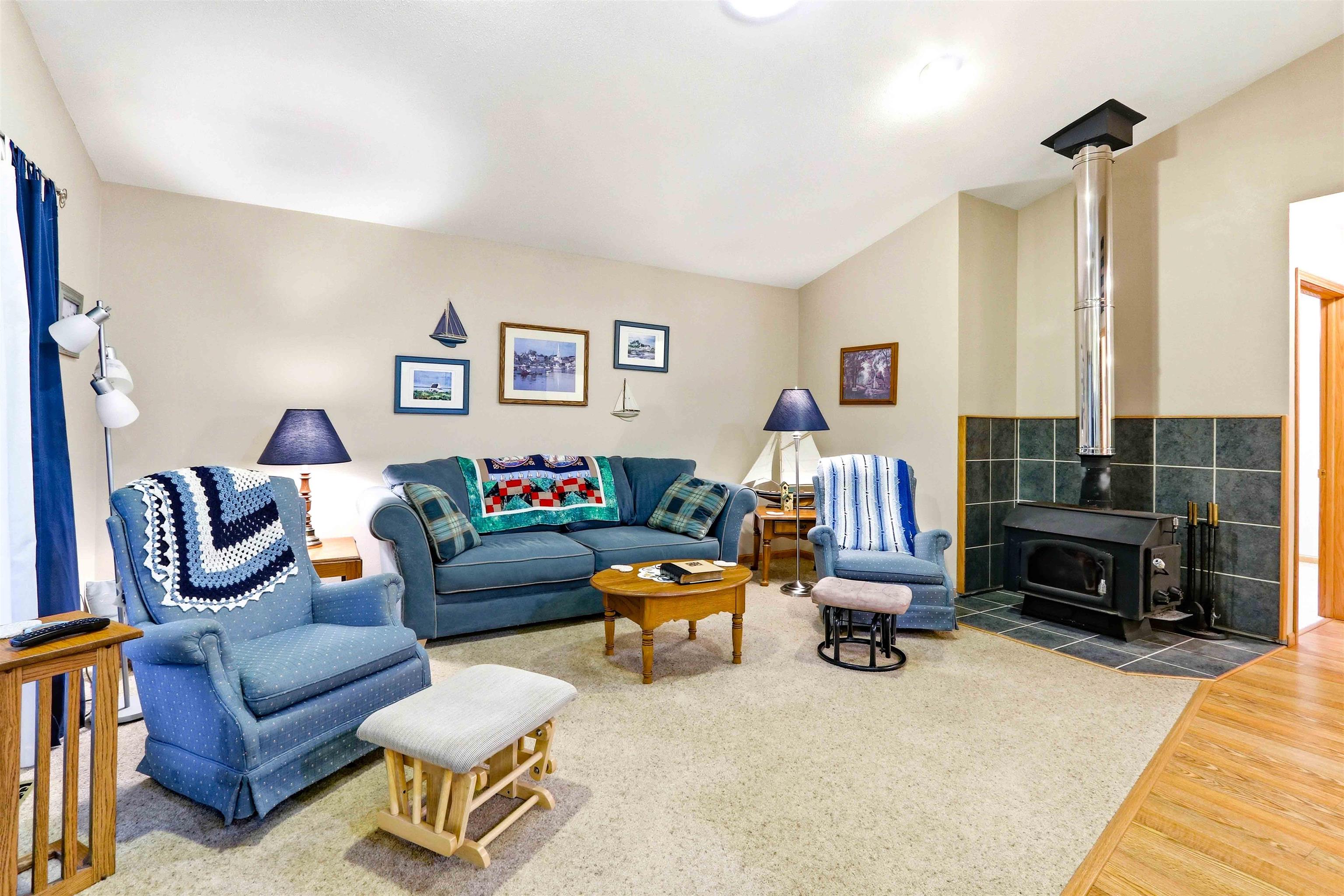 1625 Campfire Road Nekoosa, WI 54457 - Photo 3 of 37