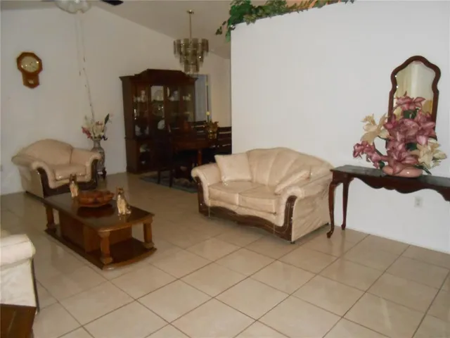 $2,800 | 21239 Gaylord Avenue, Port Charlotte, FL 33954