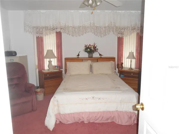 a view of a workspace with furniture