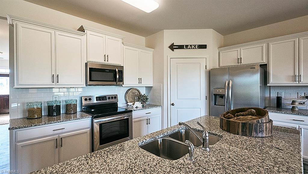 133 Rhett Avenue Lexington, NC 27295 - Photo 6 of 21 Gallery Image 6