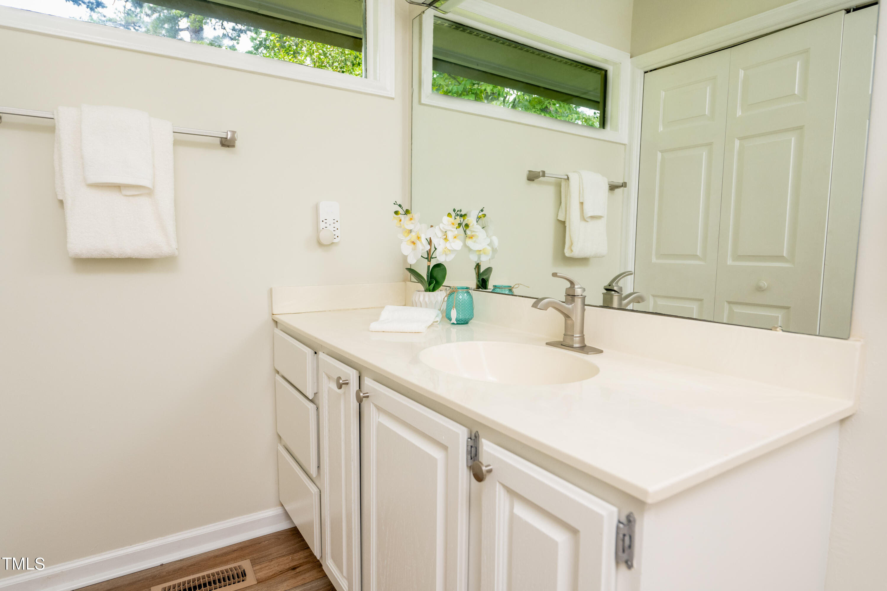 102 Lakeshore Drive Durham, NC 27713 - Photo 30 of 48 Interior-24