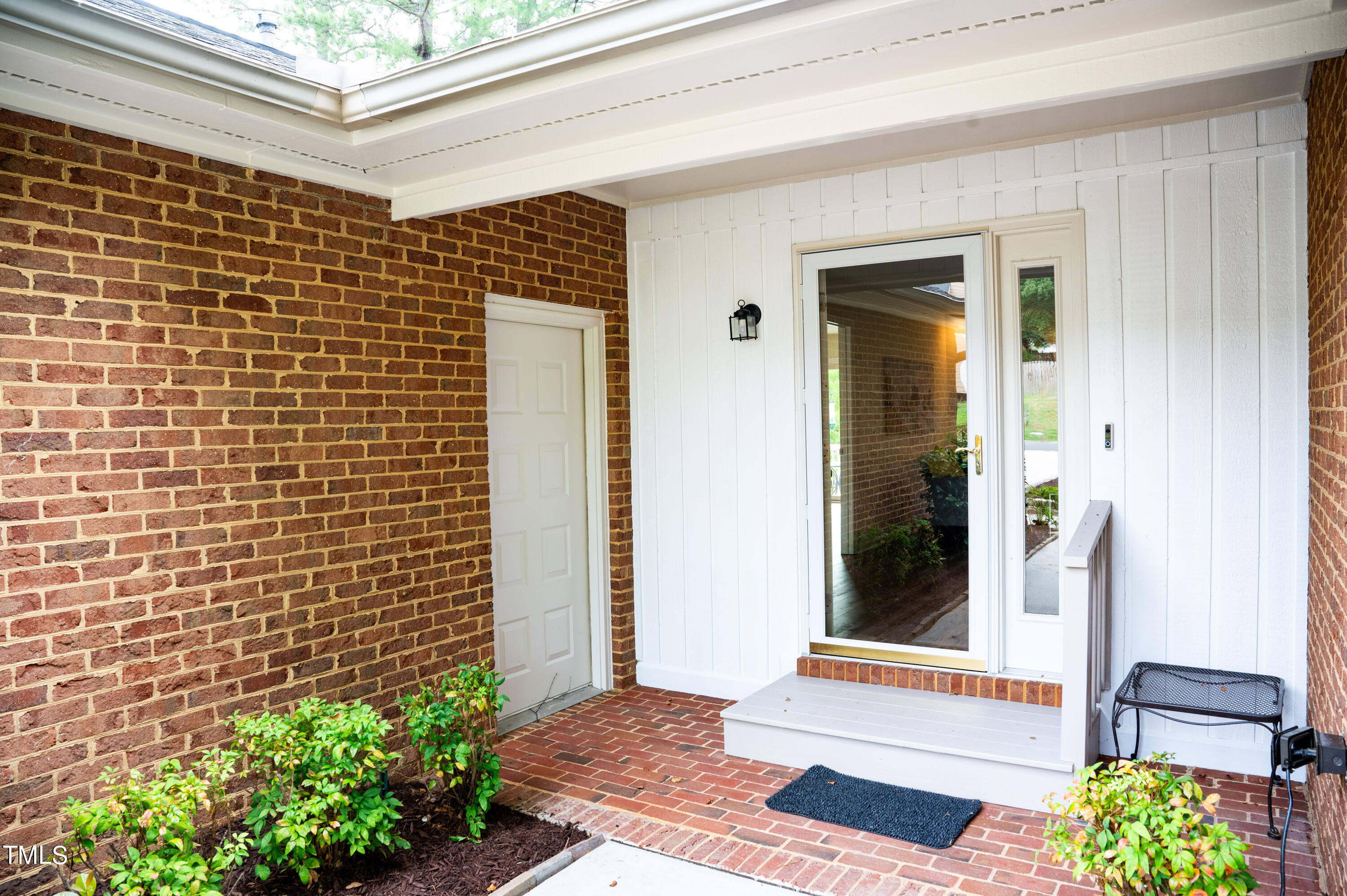 102 Lakeshore Drive Durham, NC 27713 - Photo 6 of 48 Exterior-12