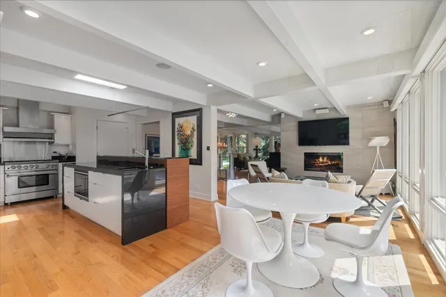 $1,895,000 | 1436 Estate Lane, Lake Forest, IL 60045