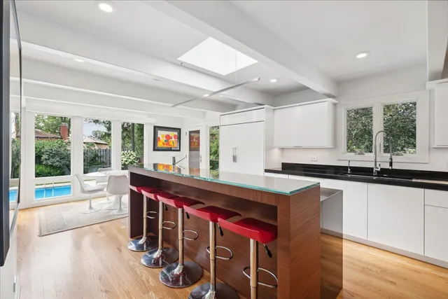 $1,895,000 | 1436 Estate Lane, Lake Forest, IL 60045