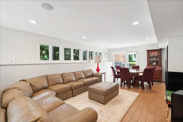 $1,895,000 | 1436 Estate Lane, Lake Forest, IL 60045