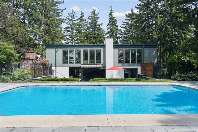 $1,895,000 | 1436 Estate Lane, Lake Forest, IL 60045