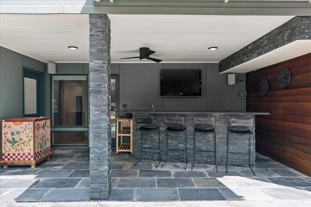 $1,895,000 | 1436 Estate Lane, Lake Forest, IL 60045