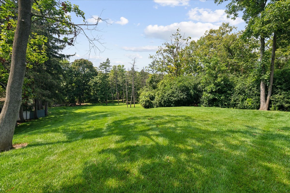 1436 Estate Lane Lake Forest, IL 60045 - Photo 39 of 42