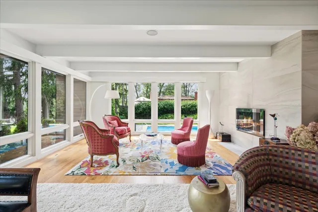 $1,895,000 | 1436 Estate Lane, Lake Forest, IL 60045