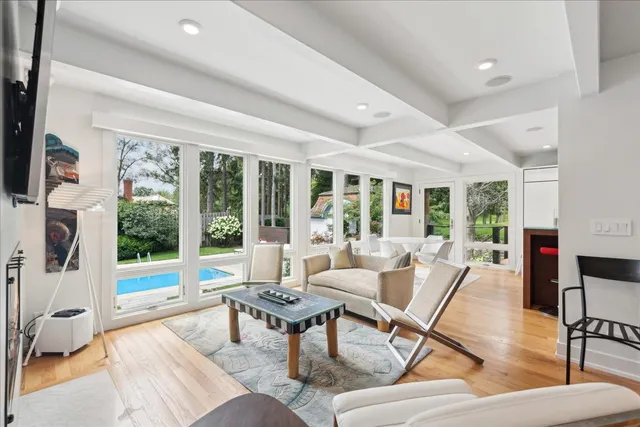 $1,895,000 | 1436 Estate Lane, Lake Forest, IL 60045