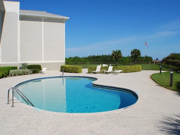 $7,000 | 5300 Florida A1A, Unit 301, Vero Beach, FL 32963