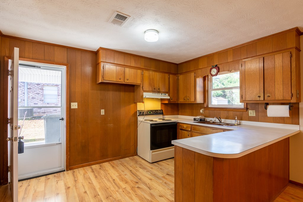 423 Old Anderson Road Martinez, GA 30907 - Photo 9 of 18