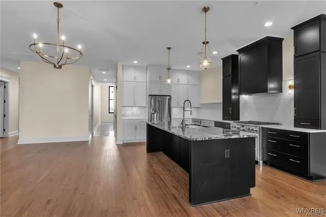 $1,499,000 | 674 Main Street, Unit 3, Buffalo, NY 14202