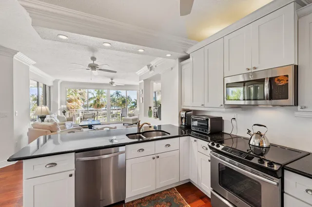 $1,575,000 | 1660 Florida A1A, Unit 122, Jupiter, FL 33477