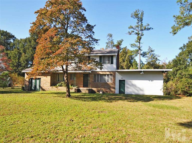 100 Green Road Riegelwood, NC 28456 - Photo 1 of 15 Primary Photo