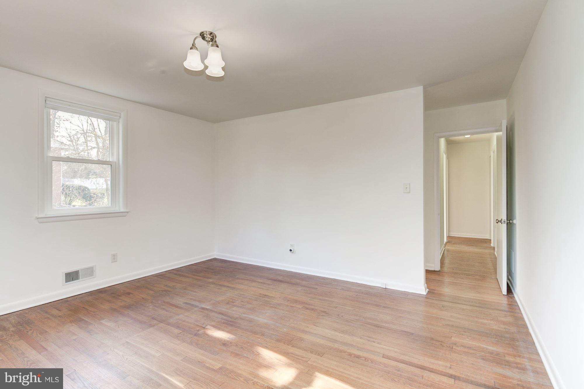 1906 Pot Spring Road Lutherville-Timonium, MD 21093 - Photo 14 of 30 Space for a king-sized bed.