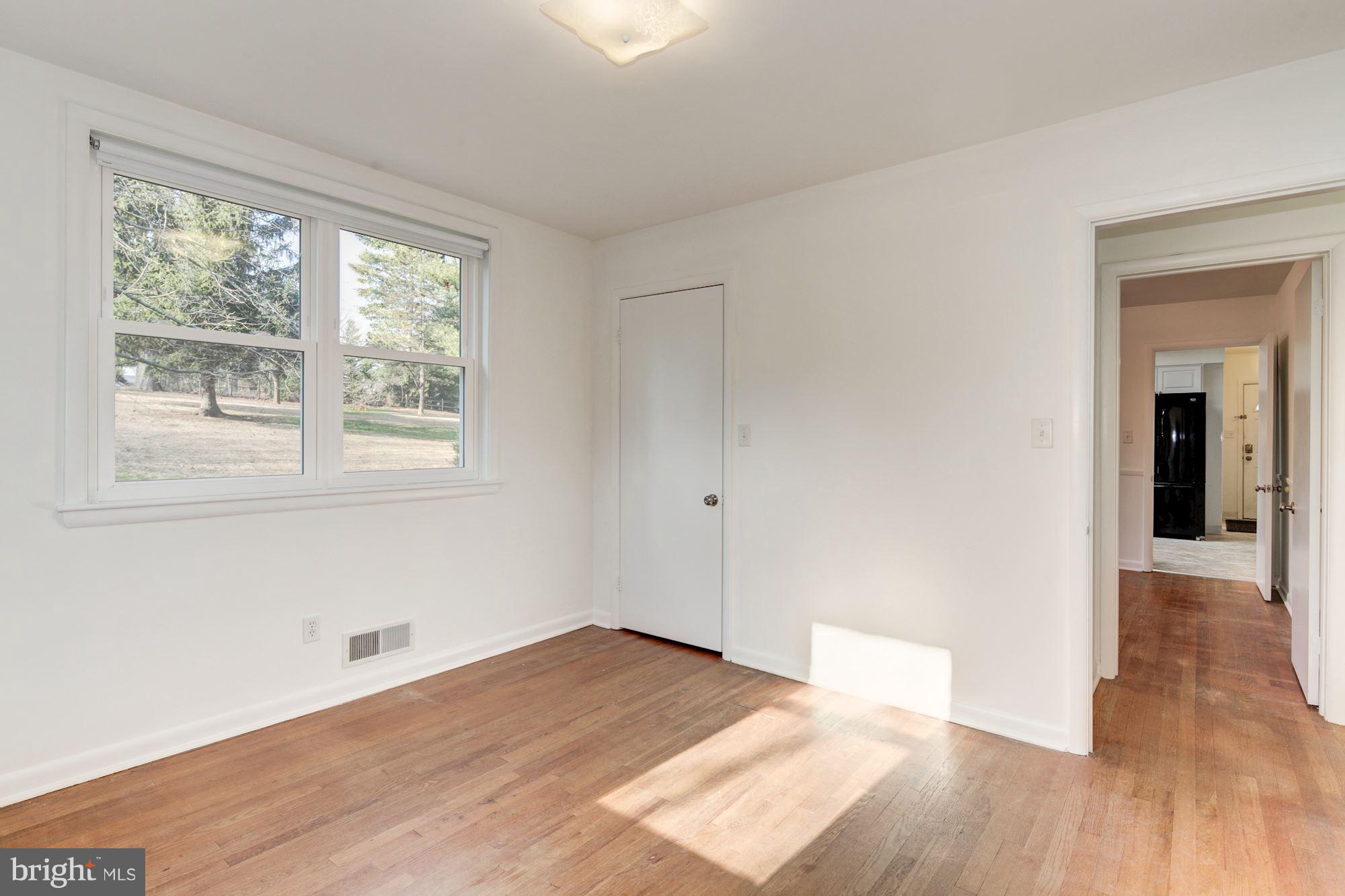 1906 Pot Spring Road Lutherville-Timonium, MD 21093 - Photo 18 of 30 Bedroom 2