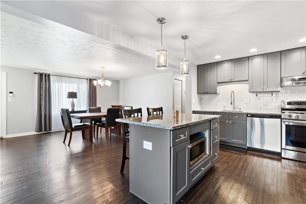 412 Donnell Road New Kensington, PA 15068 - Photo 4 of 23 Gallery Image 4