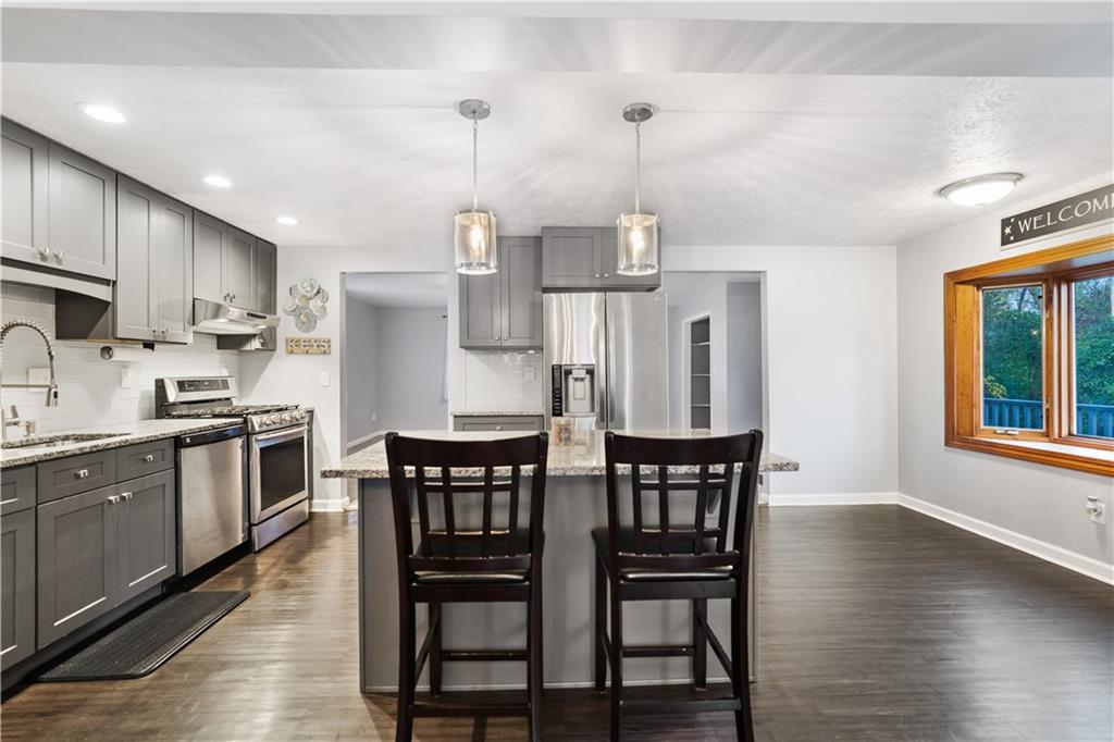 412 Donnell Road New Kensington, PA 15068 - Photo 5 of 23 Gallery Image 5