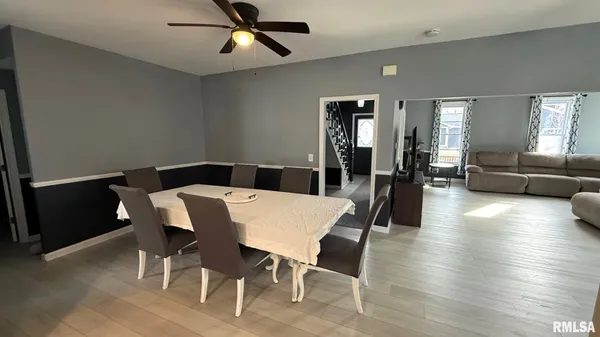 $249,900 | 107 East Rutledge Street, Petersburg, IL 62675