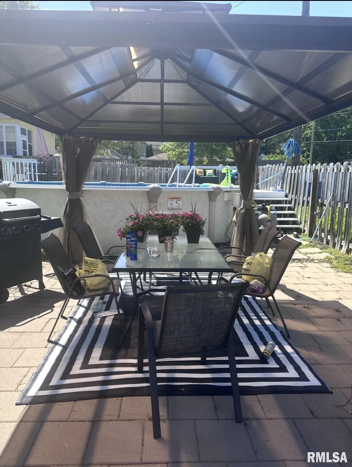 107 East Rutledge Street Petersburg, IL 62675 - Photo 4 of 6