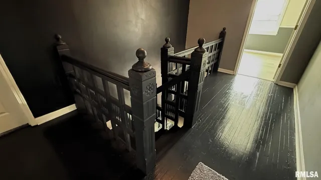 $285,000 | 107 East Rutledge Street, Petersburg, IL 62675