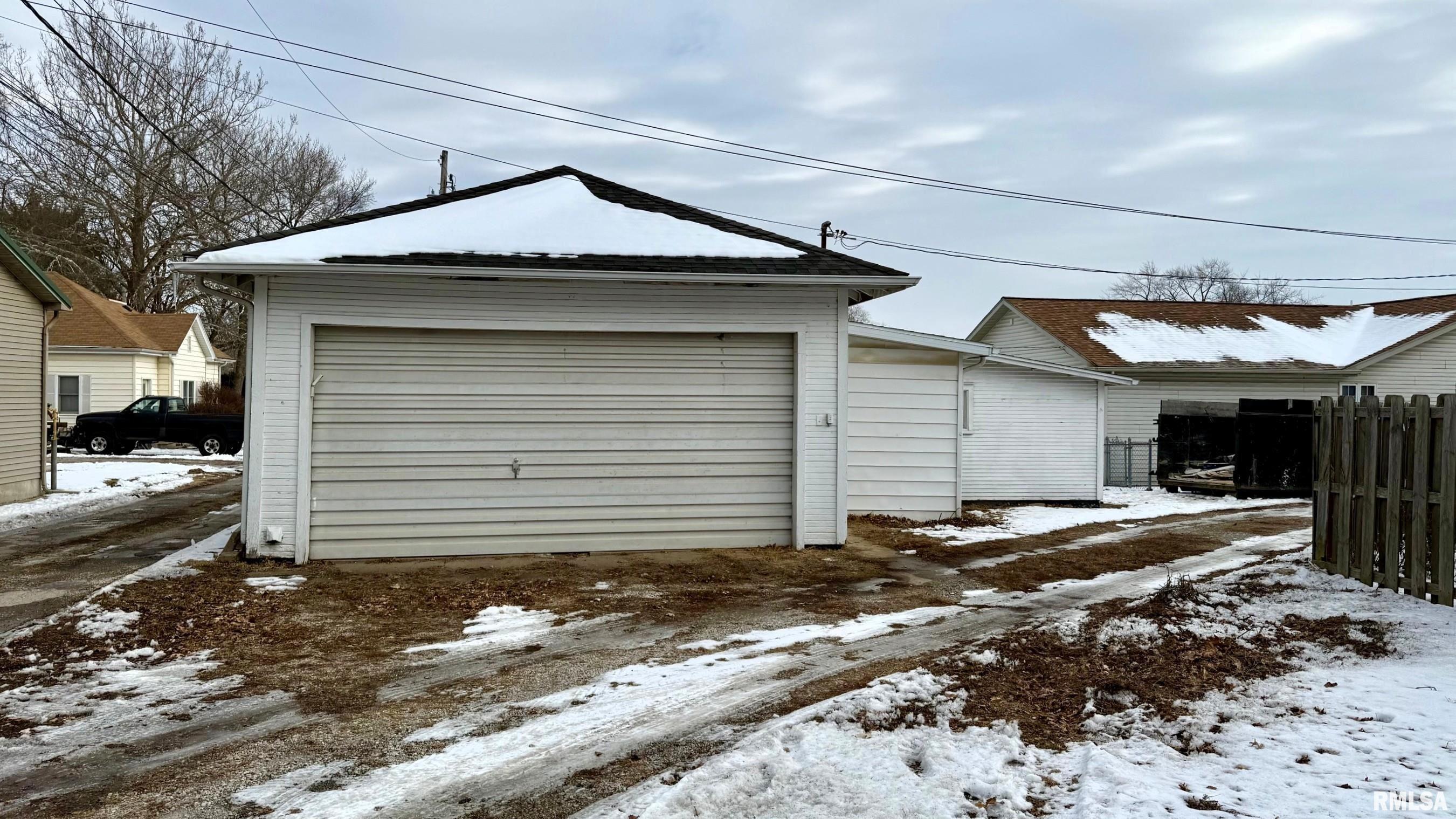 107 East Rutledge Street Petersburg, IL 62675 - Photo 66 of 69 Gallery Image 66