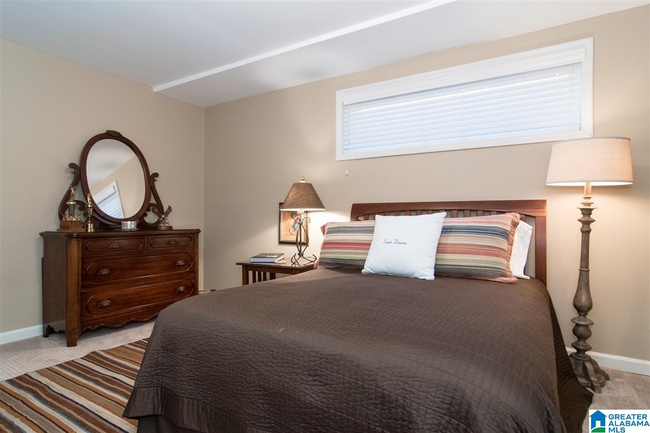 1817 Post Oak Road Vestavia Hills, AL 35216 - Photo 41 of 50