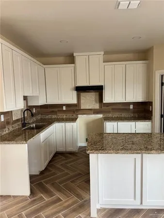 $239,900 | 942 Xavier Avenue, Mission, TX 78573