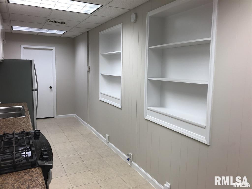 2224 South 9th Street Springfield, IL 62703 - Photo 8 of 11