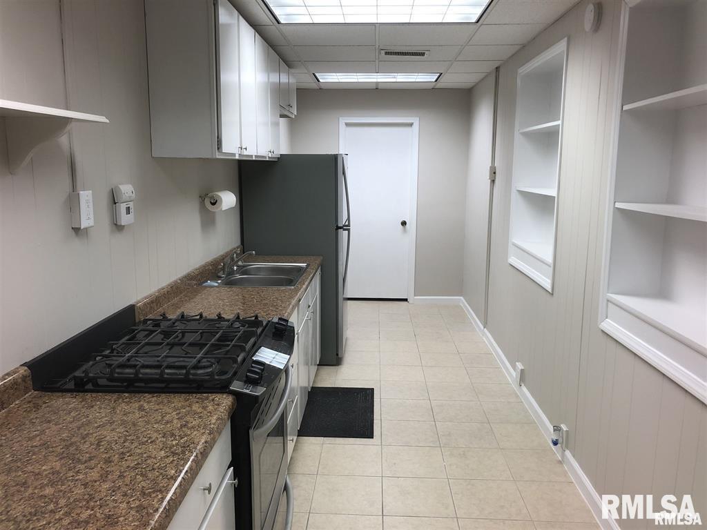 2224 South 9th Street Springfield, IL 62703 - Photo 9 of 11