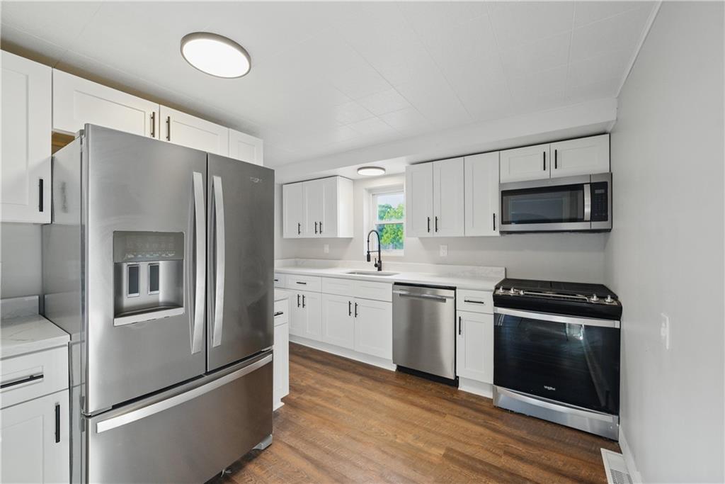 404 Georgetown Road Lawrence, PA 15055 - Photo 6 of 30 Gallery Image 6