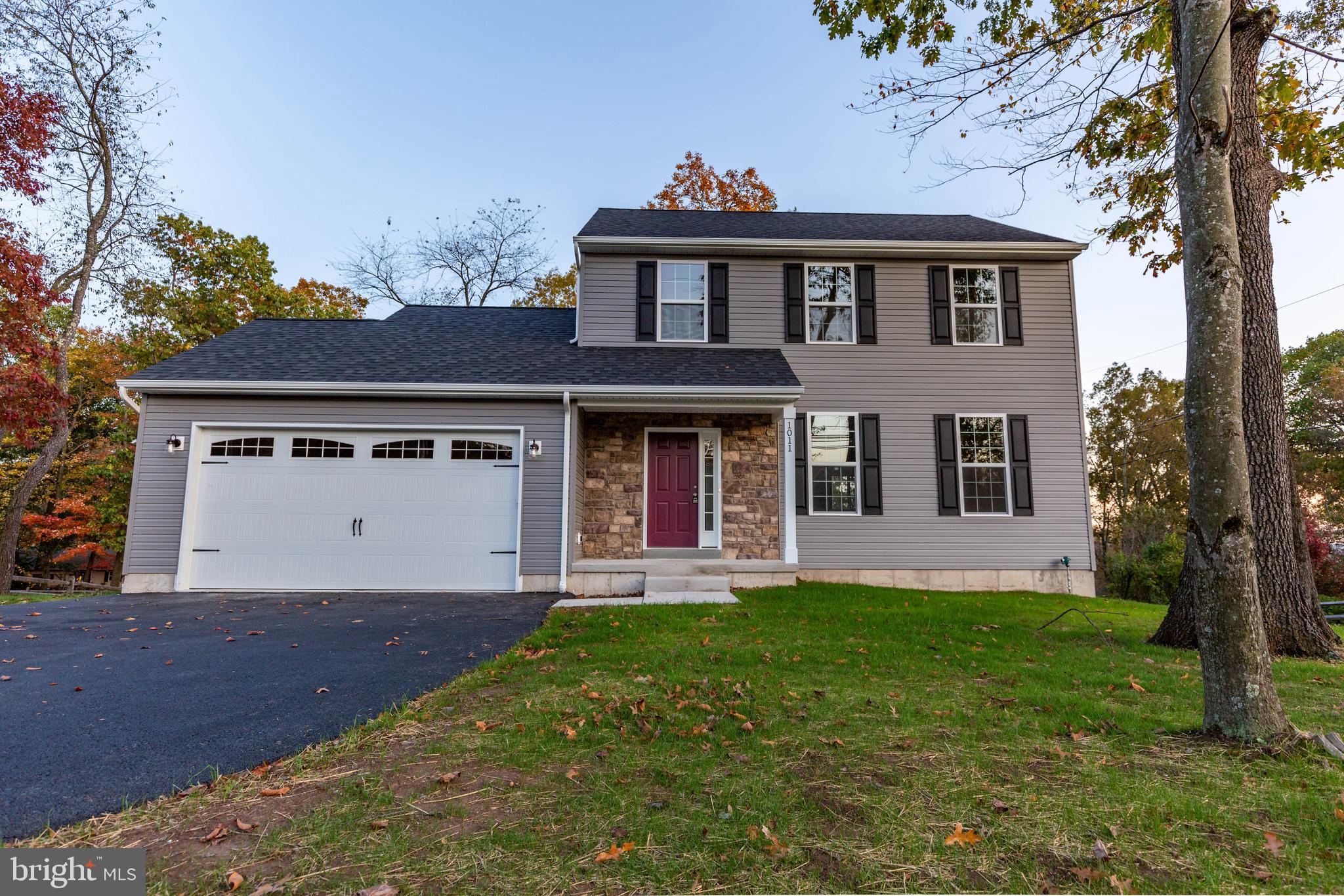 1011 North Ridge Road Perkasie, PA 18944 - Photo 1 of 31 Front View