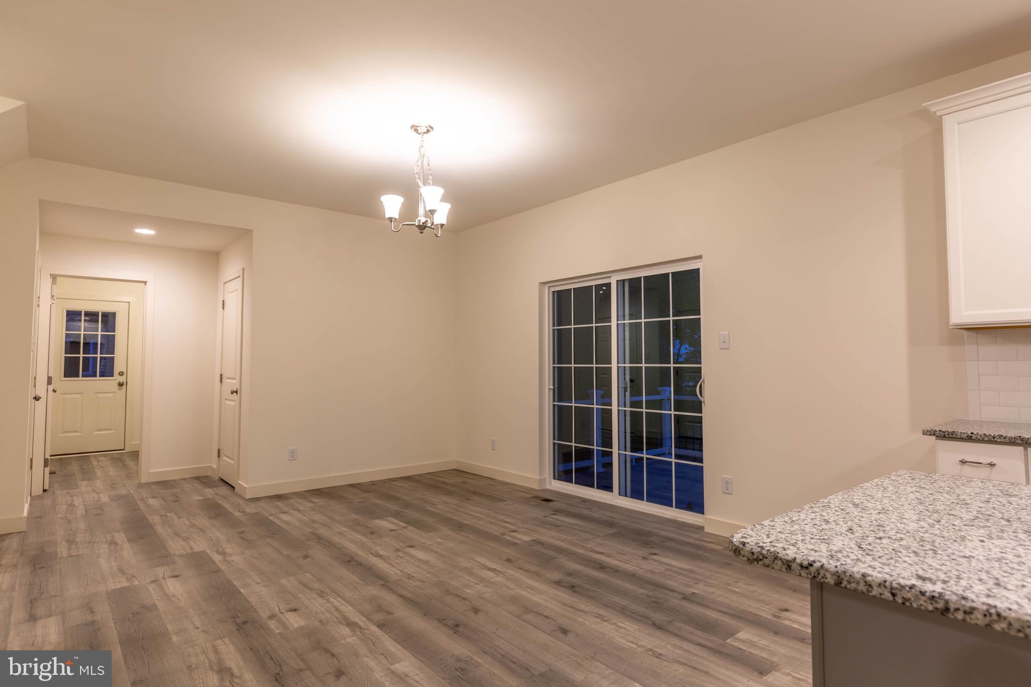 1011 North Ridge Road Perkasie, PA 18944 - Photo 17 of 31 Dining area