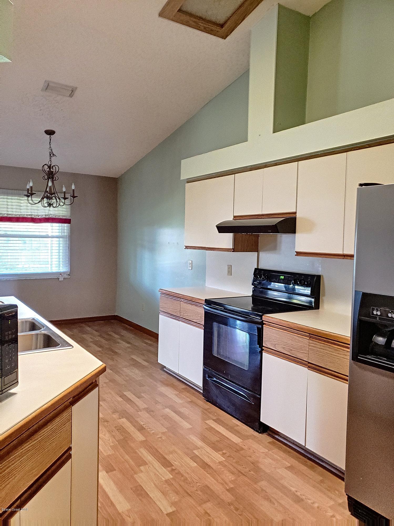 1699 Palm Ridge Road Melbourne, FL 32935 - Photo 5 of 26 1699PalmRidge_13