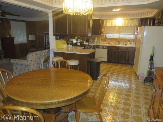 49400 Callens Road Chesterfield, MI 48047 - Photo 28 of 38