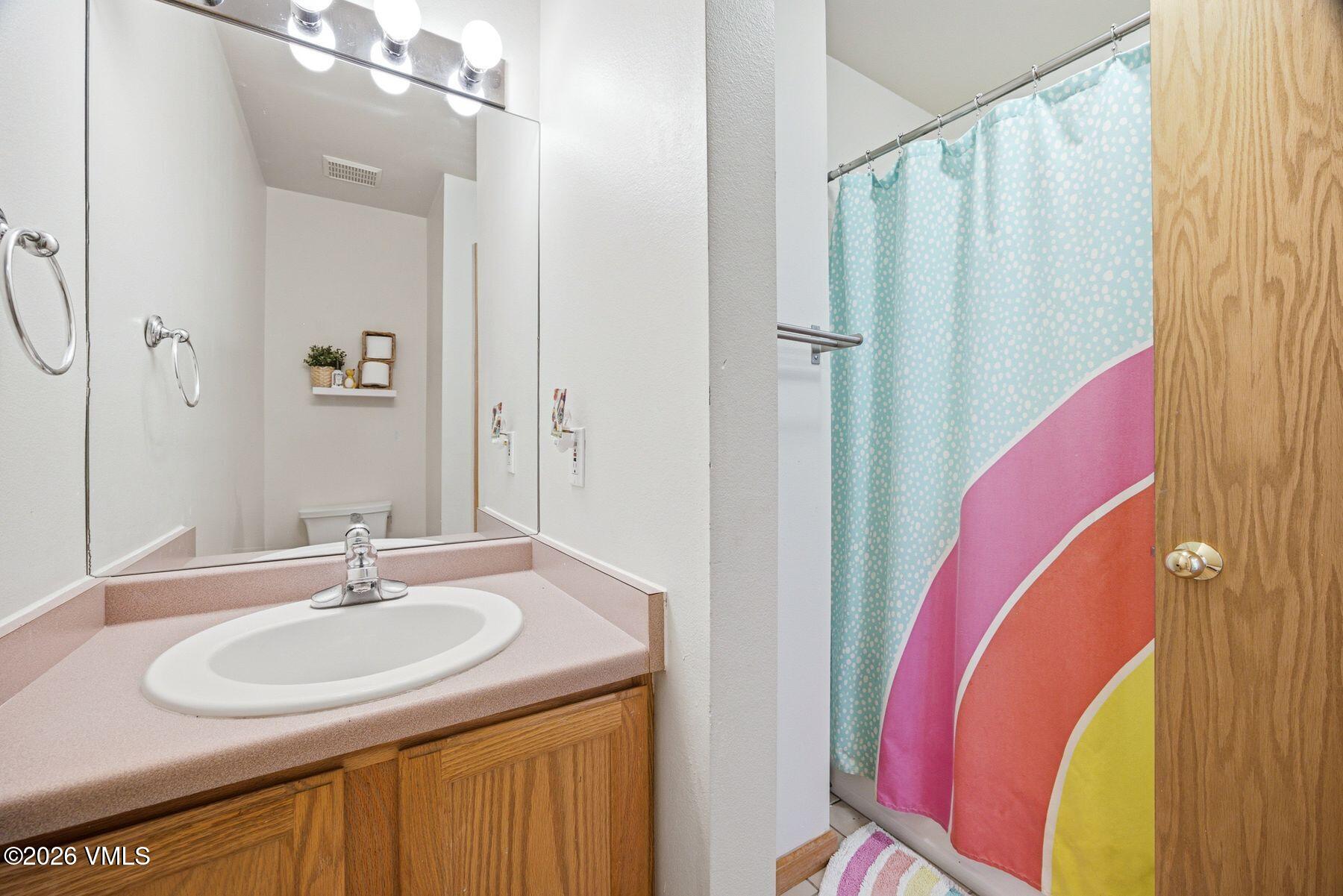107 Stonegate Circle Edwards, CO 81632 - Photo 12 of 24 photo_online_017