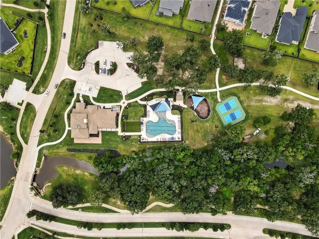 $460,000 | 1614 Briscoe Manor Court, College Station, TX 77845