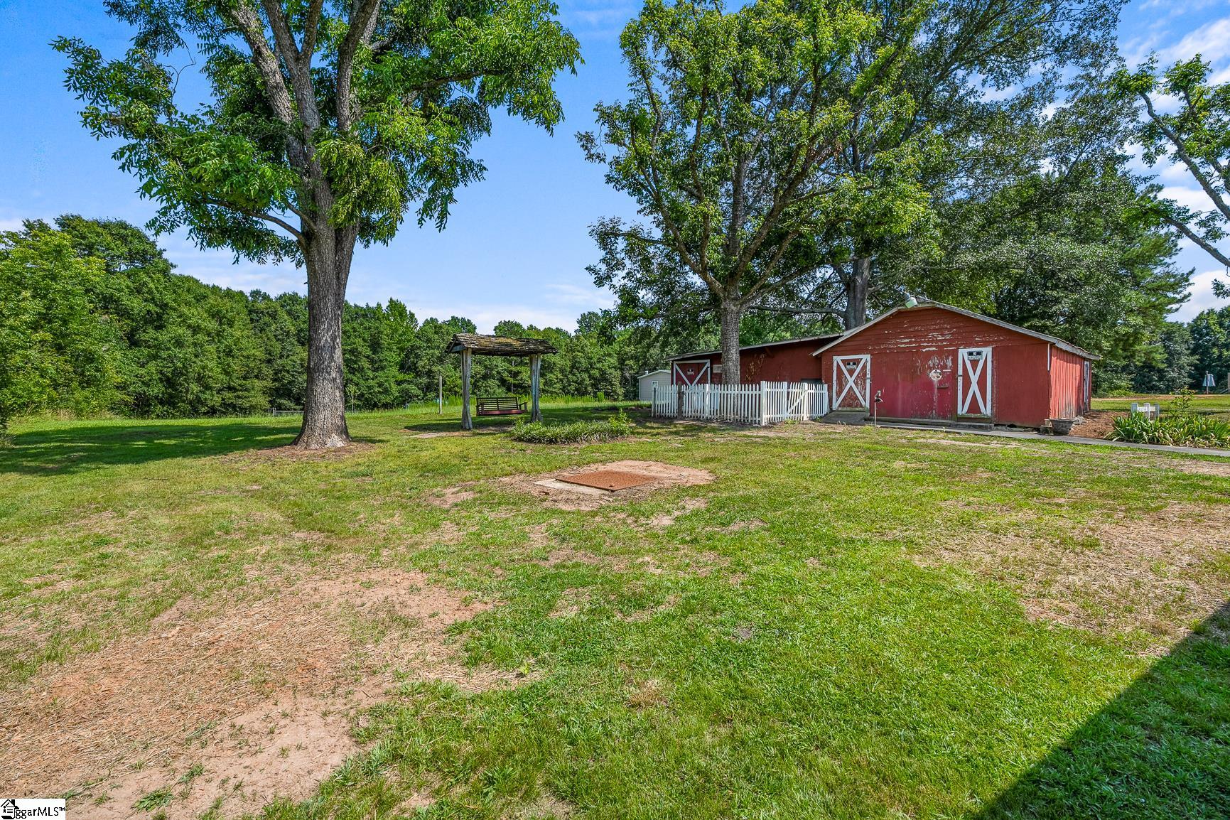523 Crawford Road Belton, SC 29627 - Photo 38 of 48