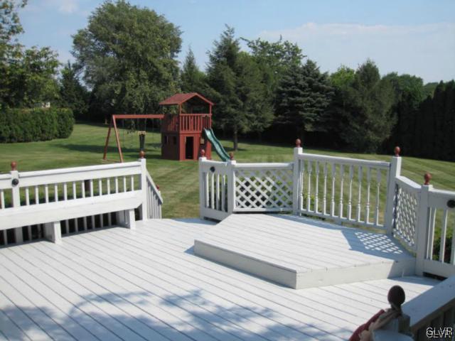 4681 Steuben Road Bethlehem, PA 18020 - Photo 3 of 17 Gallery Image 3