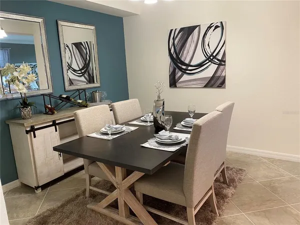 $6,200 | 17510 Gawthrop Drive, Unit 208, Bradenton, FL 34211