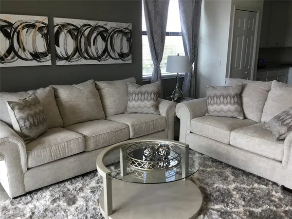 $6,200 | 17510 Gawthrop Drive, Unit 208, Bradenton, FL 34211