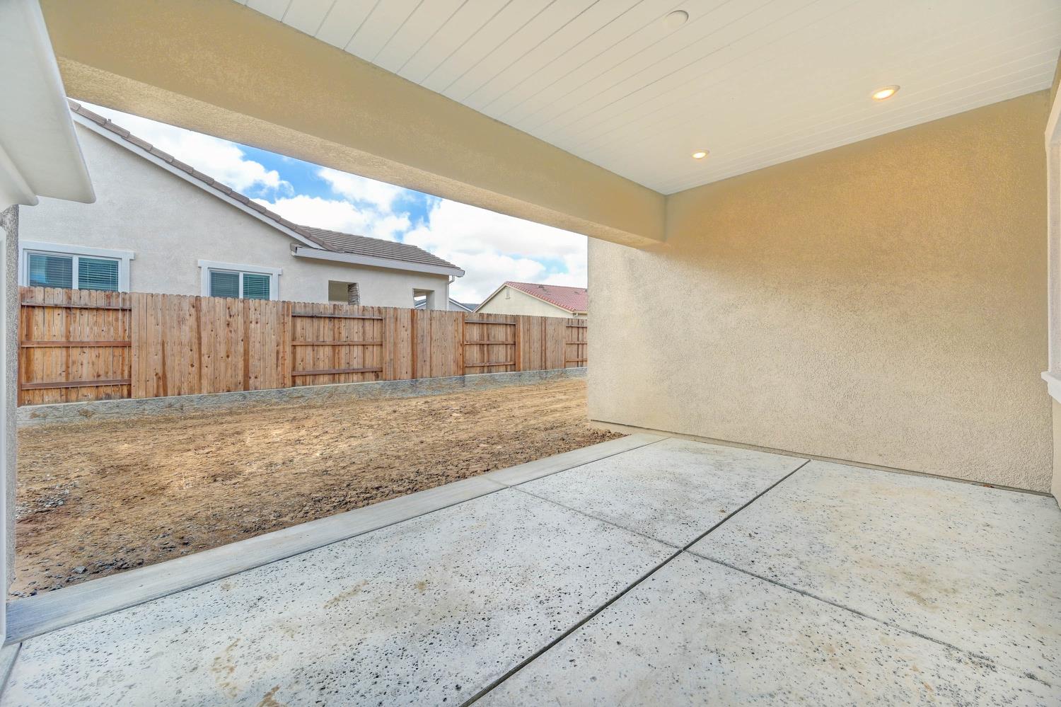 2024 Arbor Rdg Drive Roseville, CA 95747 - Photo 9 of 14